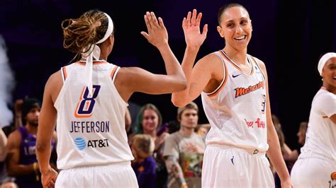 Mercury set WNBA record with 45 first-quarter points, hold off Sun 90-84